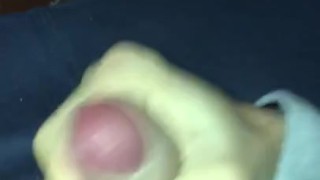 Branlette rapide d’un français musclé 