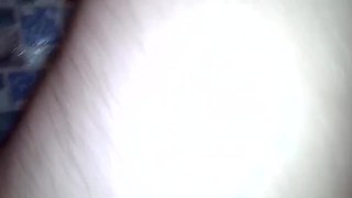 Артем сам себе дрочит ногами в ванной self suck autofellatio self footjob
