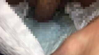 026 おしっこしたおむつを新しいおむつの上に履いて、おもらしオナニーしました！その1