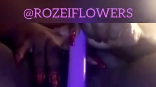Rozei Flowers solo squirting 