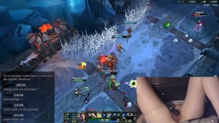 Girl Plays League of Legends With Vibrator Slowly Massaging Her Clit 