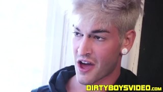 Sexy jocks kissing before deepthroat BJ and doggystyle fuck