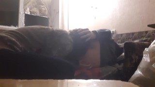 Пока бабули не было дома меня выебала языком во все щели моя новая девушка