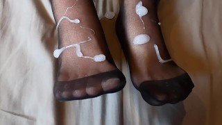 地味でメガネな優等生は隠れ爆乳でぶっかけ調教執行