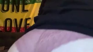 Pawg booty shake (I don’t own copyrights to the music) 