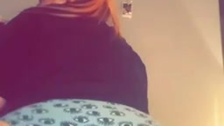 Big Ass Shaking Teen