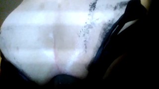 Anal insertions! Newer videos will not have the strobe thing