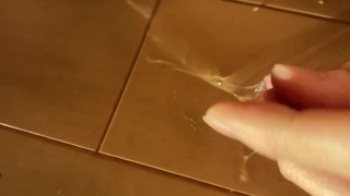 Pussy Juice Dripped Down During Masturbation 
