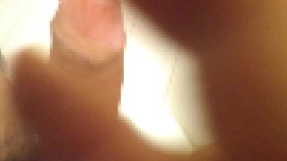 トイレで高速手コキ！早すぎて即射精