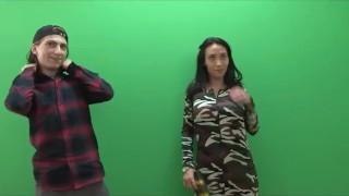 Convenciendo a una pareja para convertirse en CORNUDOS!