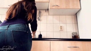 Fat Ass, Cleaning Kitchen