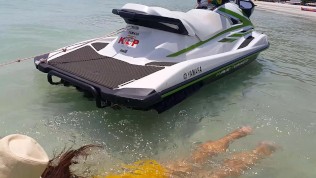 Up Yellow Dress NO PANTIES in Public # Bull Plug flash at the Beach