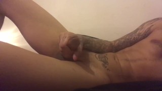 Masturbate with me
