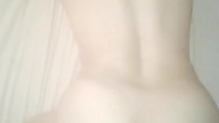 Cojida casera a 4 patas con sexy teen con colitas y vagina bien mojada!