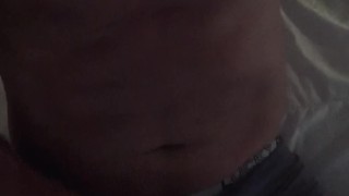 MUSCLE HUNK WITH BIG COCK JACKING OFF WITH CUMSHOT