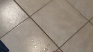 Explosive orgasm! With Massive cumshots in slowmo!!