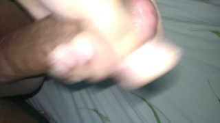 Me masturbo para sacarme la leche