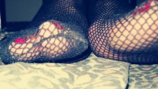 i miei piedi dopo una lunga festa
