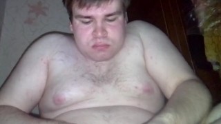 Сосет сам себе дрочит ногами лижет ноги self suck autofellatio self footjob