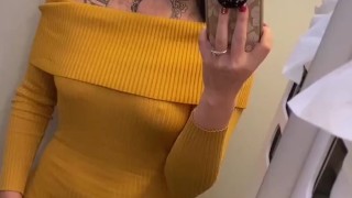 No Panties On the Plane...onlyfans at vegasroietreine 