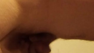 Quick fap with hands free cumming