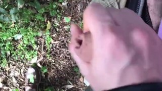 Troia mi fa una sega nel bosco di Capodimonte