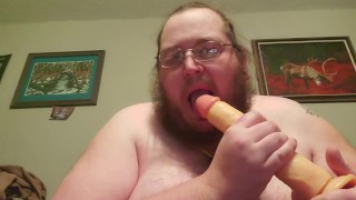 Deepthroating a schlong