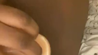 BBW spreads chocolate creamy pussy for white dildo
