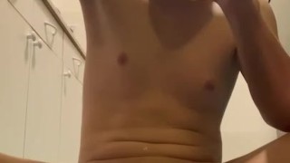 Quickshot cumshot