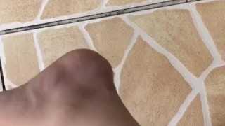 @tici_feet IG ticii feet ticii_feet showing and playing with broken havaianas flip flops (preview)