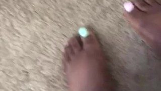 What color should I paint my toe nails?