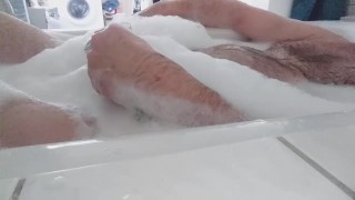 pregman in labor and cuming in the bathtub