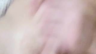 Jerking to huge cumshot