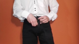 SALIENDO DE LA OFICINA ME MASTURBO al ritmo de la música