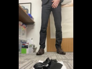 Guys/manager office cumming big horny