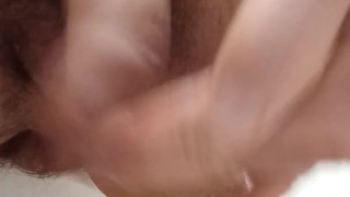 I love to piss and jerk off in the bathroom.