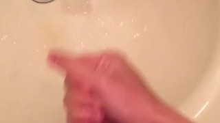 晚上无聊撸一发