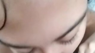 Eating babe's pussy till she cums