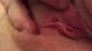 Pussy play in the tub
