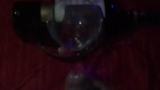 Enchendo a taça de Leite