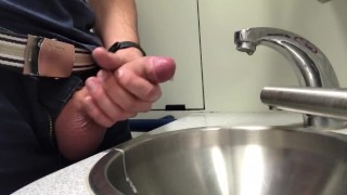 Jerking off in a train