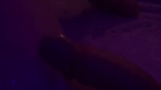 Ejaculation sur la cuisse 