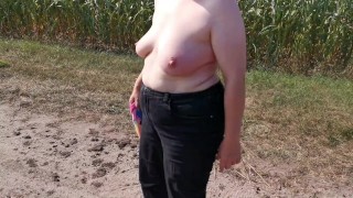 Titten Klatschen beim Wandern