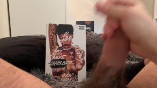 Дрочит толстый член на Рианну обильно кончая