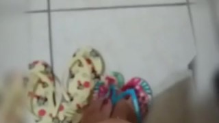 @tici_feet IG ticii_feet ticii feet showing new havaianas flip flops (preview)
