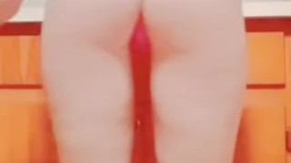 Ass Jiggling and Spreading