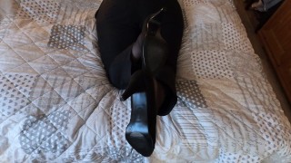 nylon shoeplay black nylons