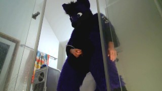 Lucer pissing in the shower