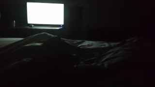 A few seconds of fun in the dark... More to cum