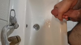 Big Cumshot In a Minute